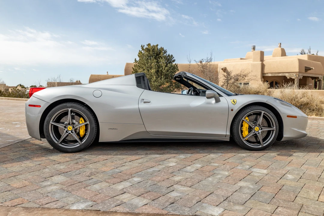 2014 Ferrari 458 Spider - Image 25 of 31