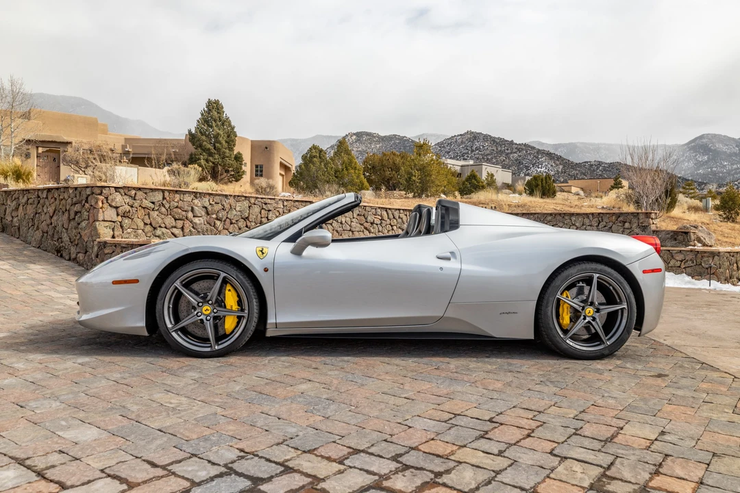 2014 Ferrari 458 Spider - Image 18 of 31