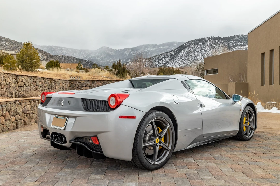 2014 Ferrari 458 Spider - Image 8 of 31