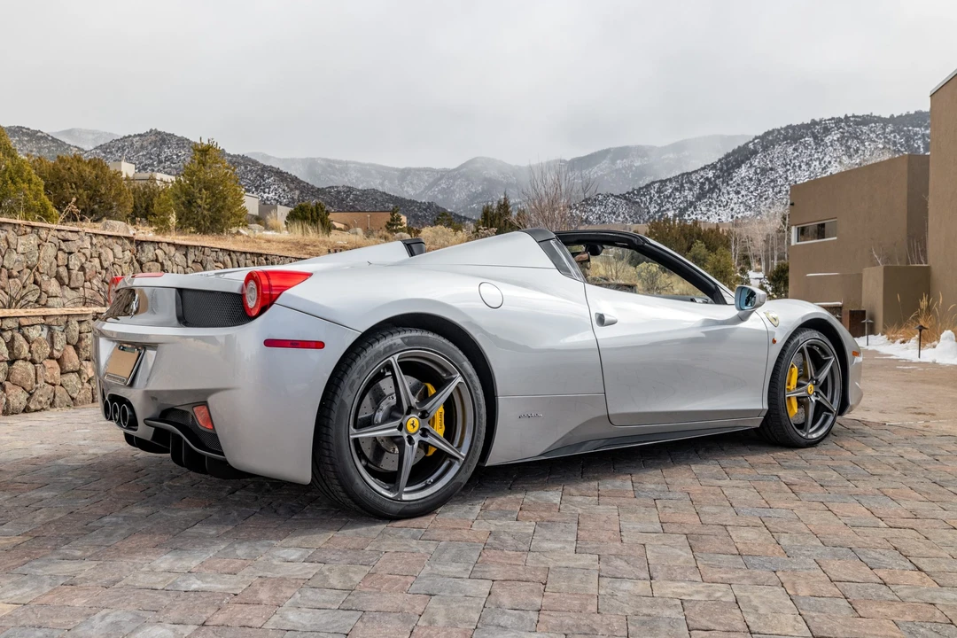 2014 Ferrari 458 Spider - Image 23 of 31