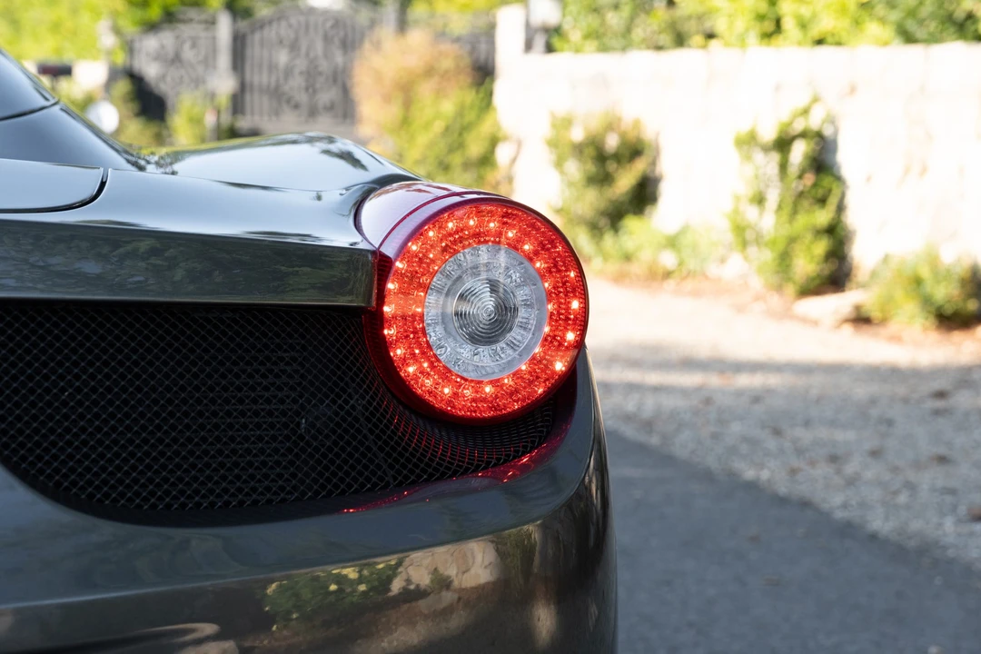 2014 Ferrari 458 Spider - Image 28 of 31