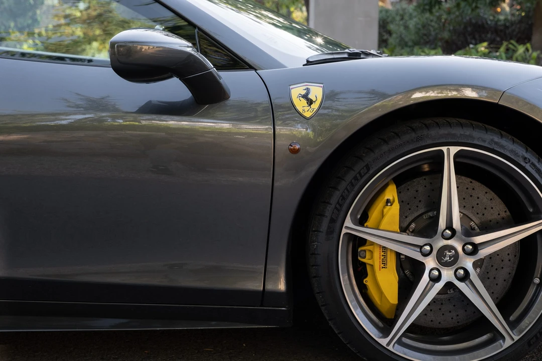 2014 Ferrari 458 Spider - Image 29 of 31