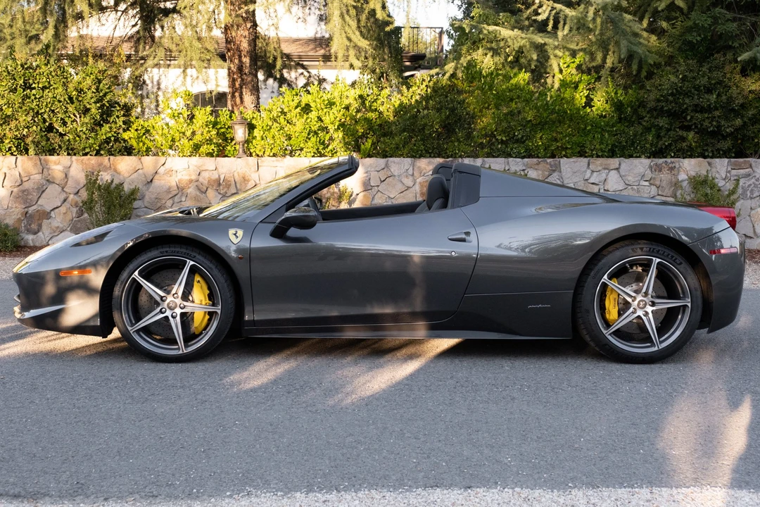 2014 Ferrari 458 Spider - Image 18 of 31