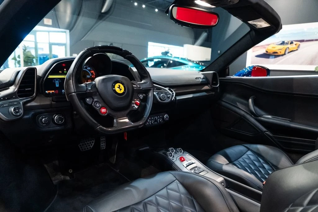 2014 Ferrari 458 Spider - Image 26 of 31