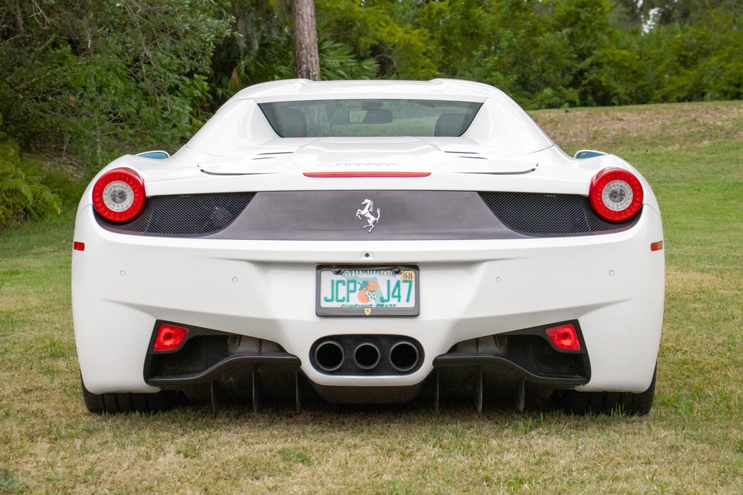 2014 Ferrari 458 Spider - Image 17 of 31