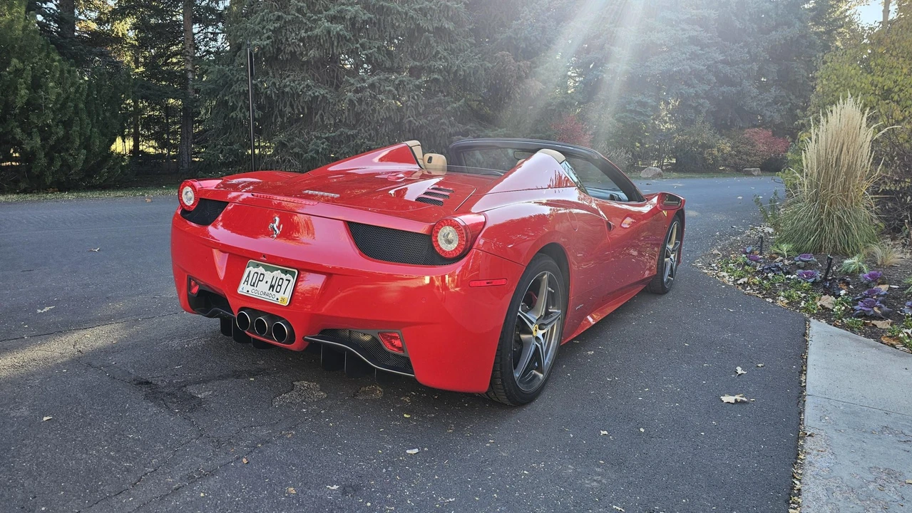 2014 Ferrari 458 Spider - Image 26 of 31