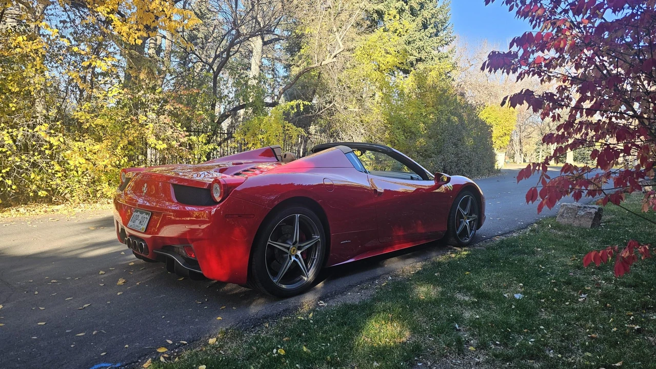 2014 Ferrari 458 Spider - Image 23 of 31