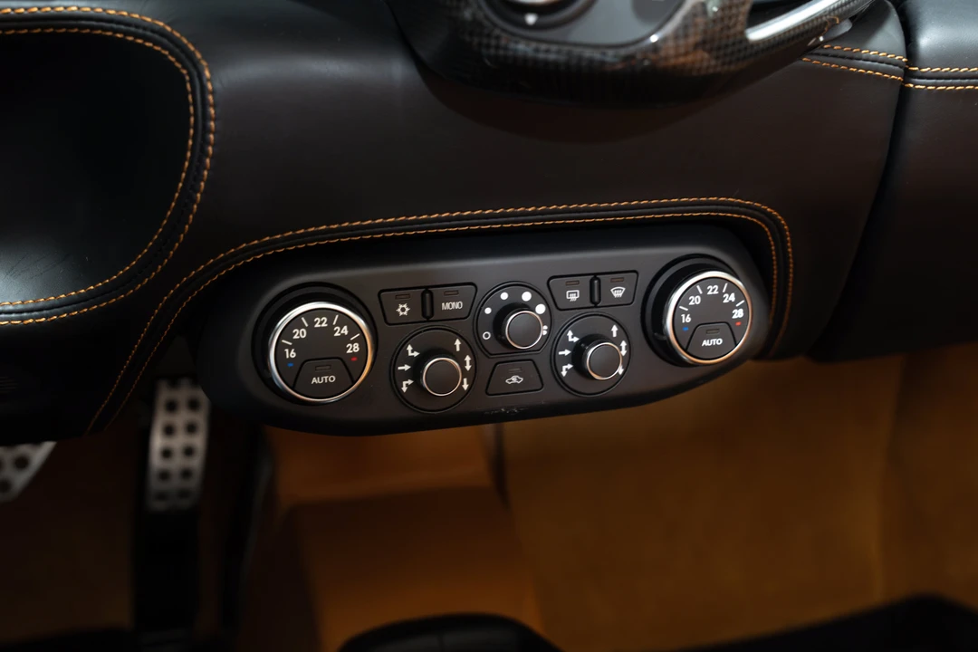 2014 Ferrari 458 Spider - Image 18 of 28