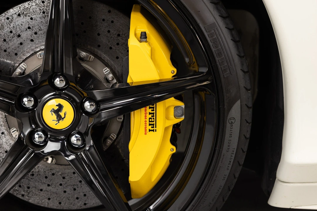 2014 Ferrari 458 Spider - Image 20 of 31