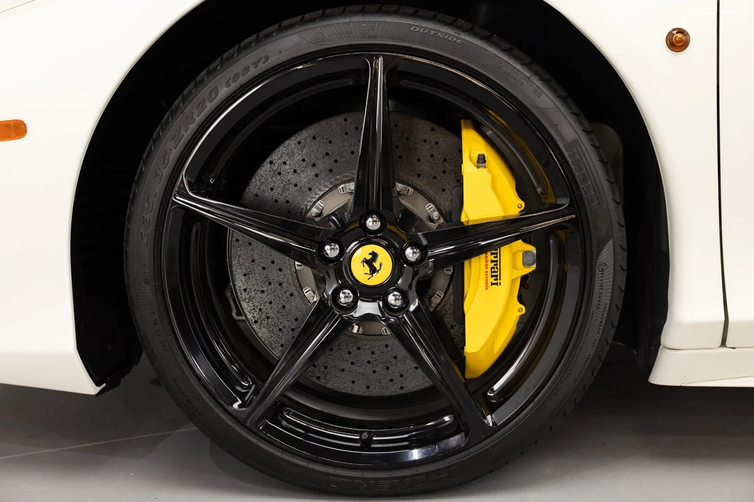 2014 Ferrari 458 Spider - Image 21 of 31