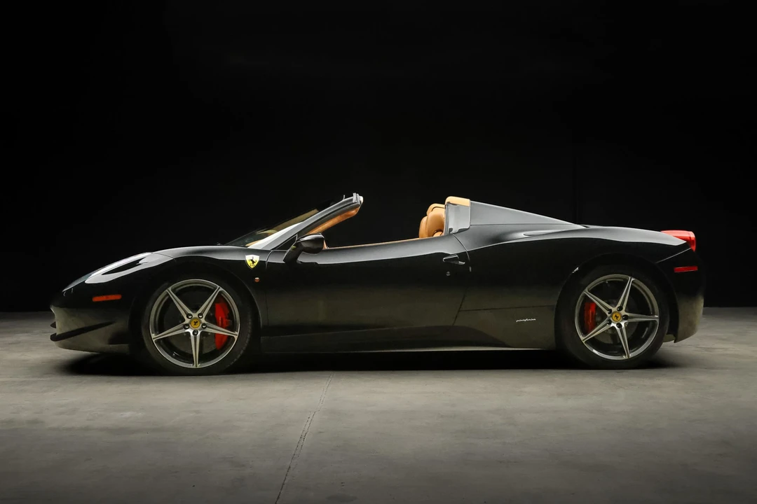 2014 Ferrari 458 Spider - Image 23 of 31
