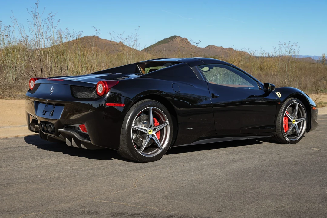 2014 Ferrari 458 Spider - Image 11 of 31