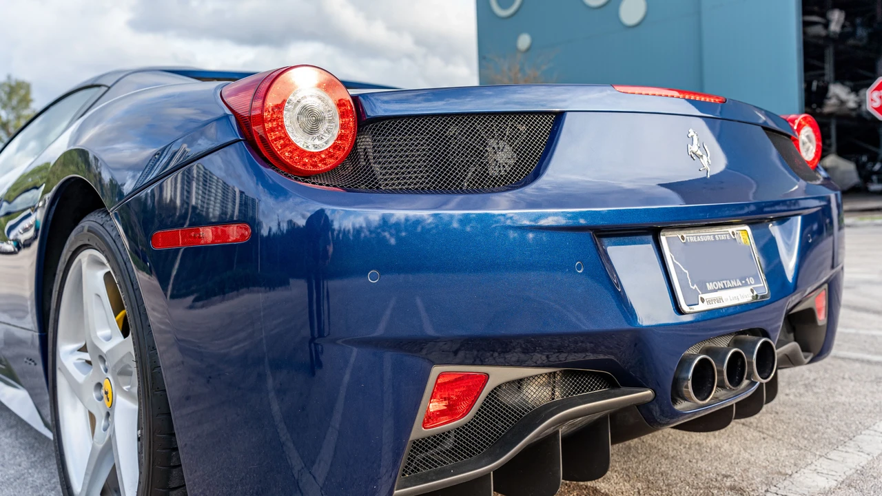 2014 Ferrari 458 Spider - Image 22 of 31