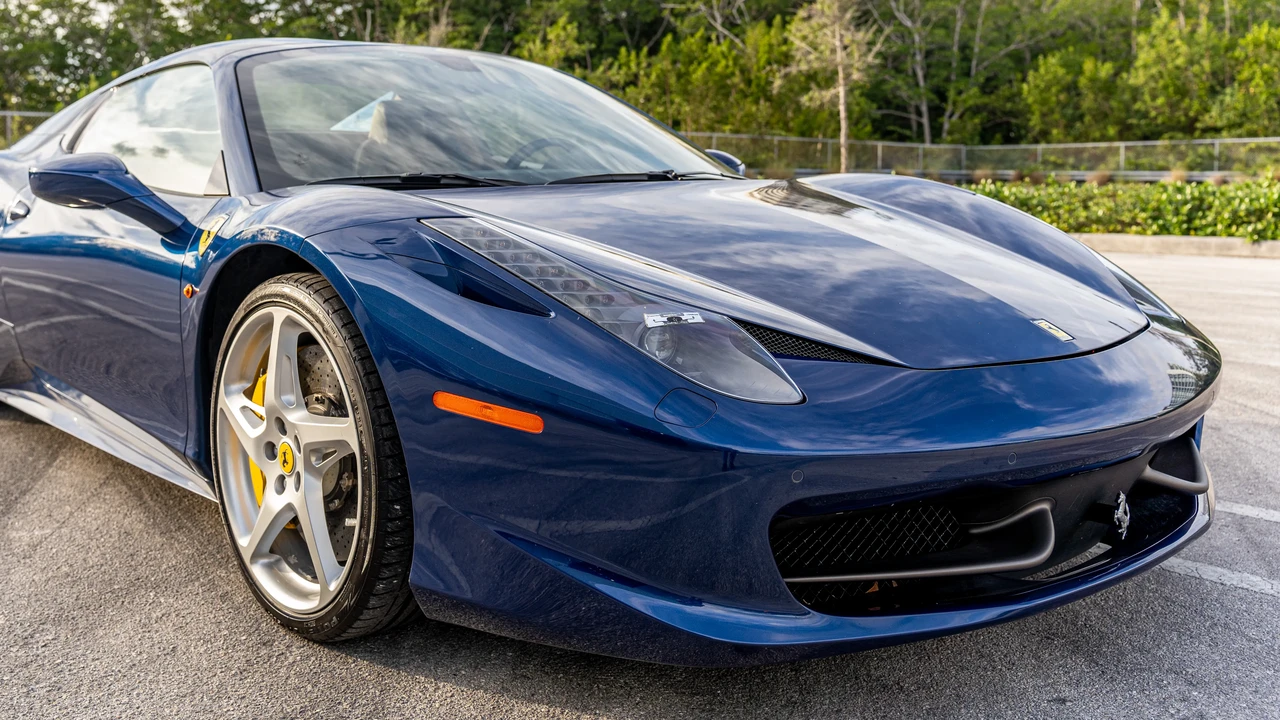 2014 Ferrari 458 Spider - Image 12 of 31