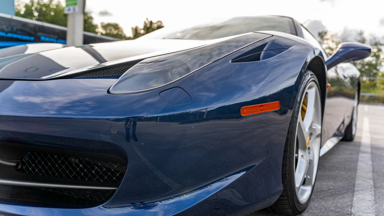 2014 Ferrari 458 Spider - Image 29 of 31