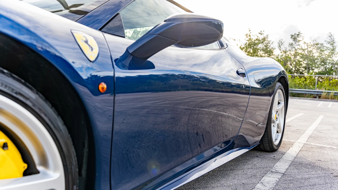 2014 Ferrari 458 Spider - Image 13 of 31
