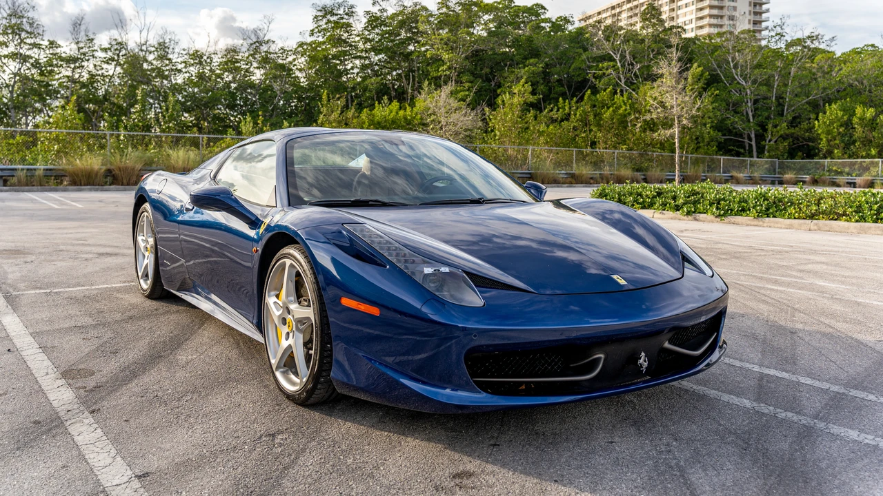 2014 Ferrari 458 Spider - Image 10 of 31