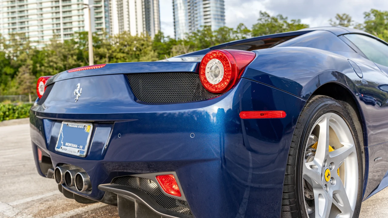 2014 Ferrari 458 Spider - Image 24 of 31