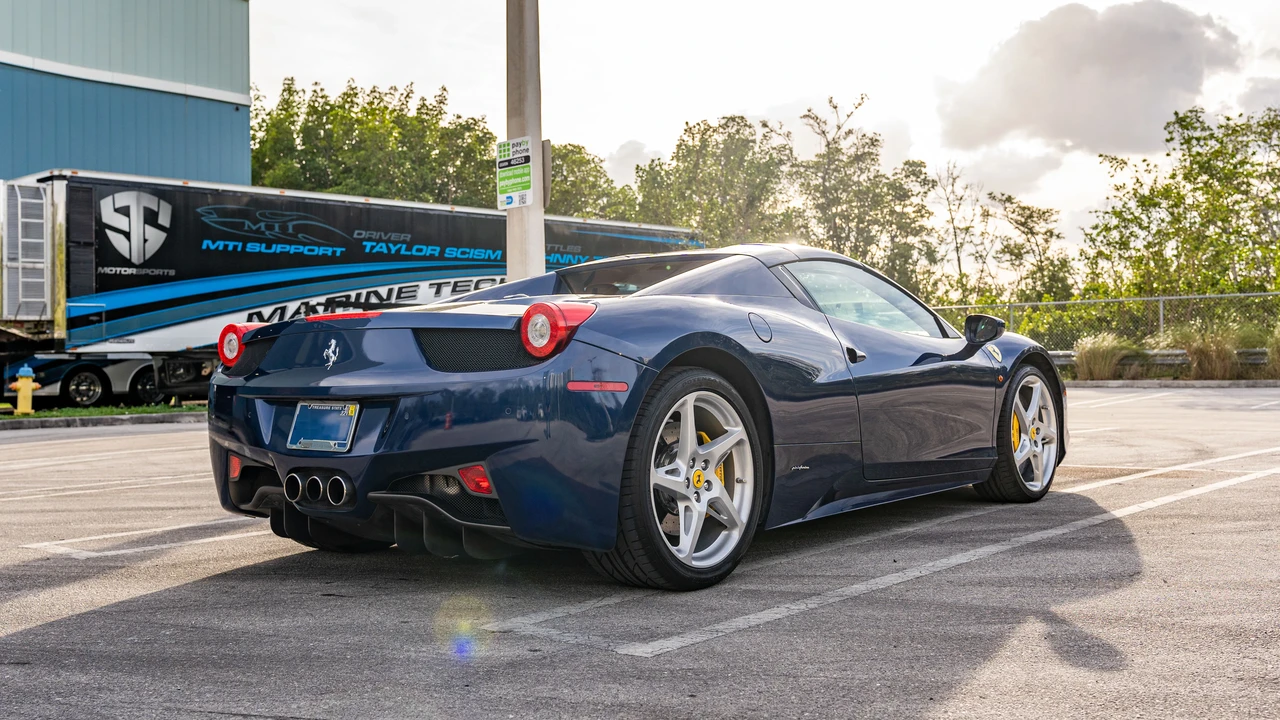 2014 Ferrari 458 Spider - Image 6 of 31