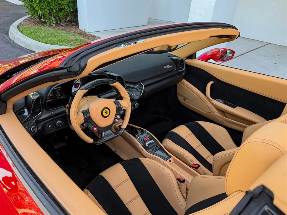 2014 Ferrari 458 Spider - Image 2 of 4