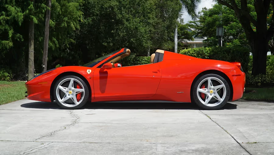 2014 Ferrari 458 Spider - Image 16 of 31
