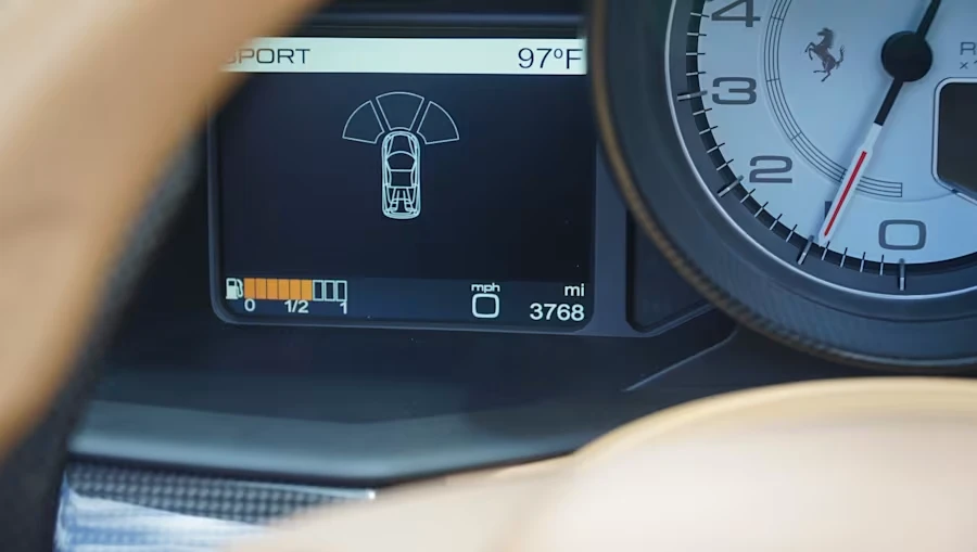 2014 Ferrari 458 Spider - Image 22 of 31