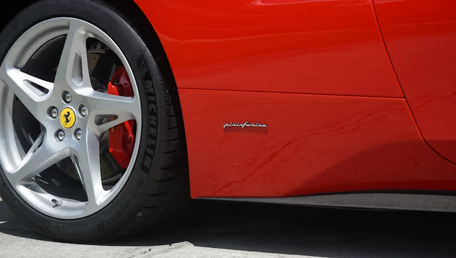 2014 Ferrari 458 Spider - Image 12 of 31