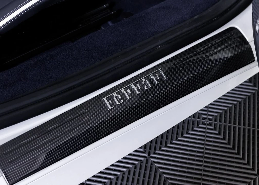 2014 Ferrari 458 Spider - Image 21 of 31