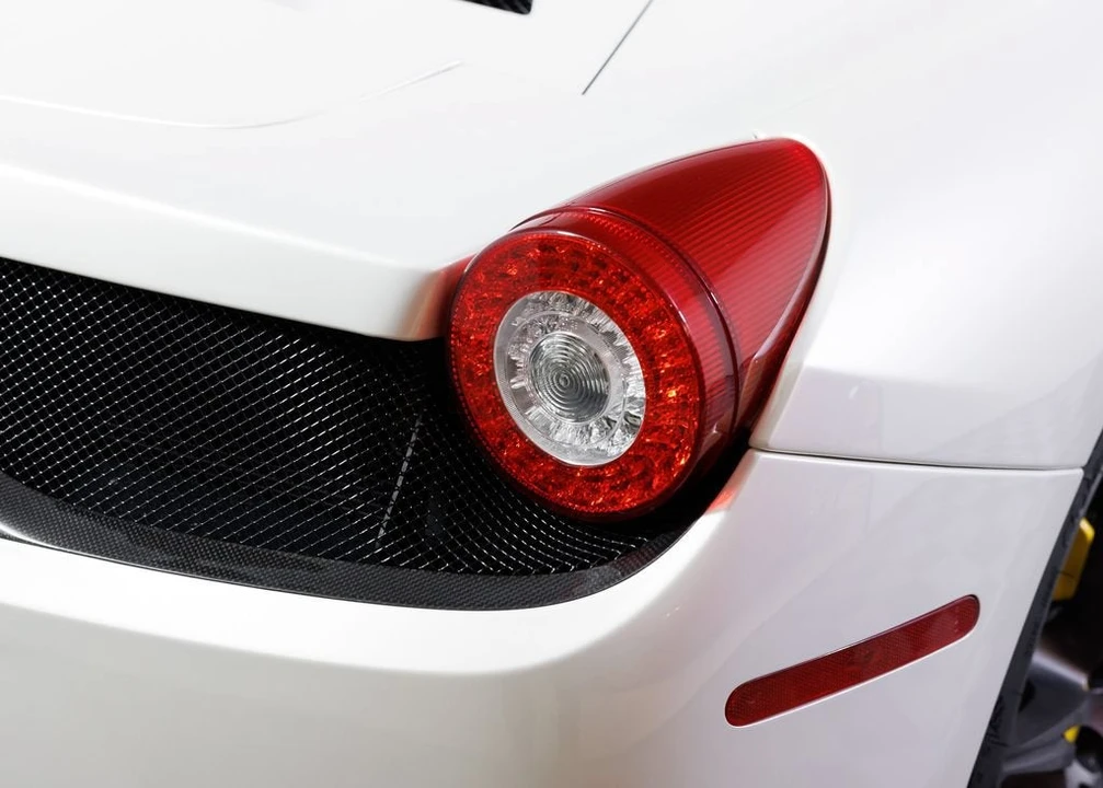 2014 Ferrari 458 Spider - Image 22 of 31