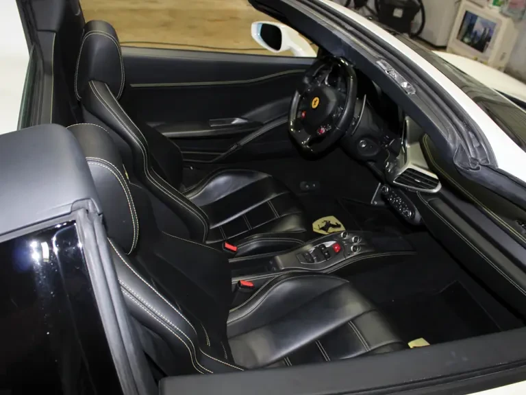 2014 Ferrari 458 Spider - Image 12 of 21