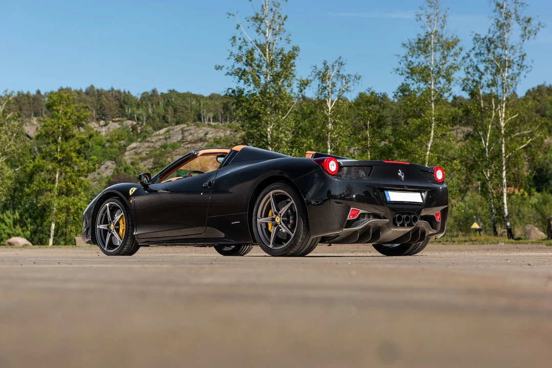 2014 Ferrari 458 Spider - Image 3 of 31