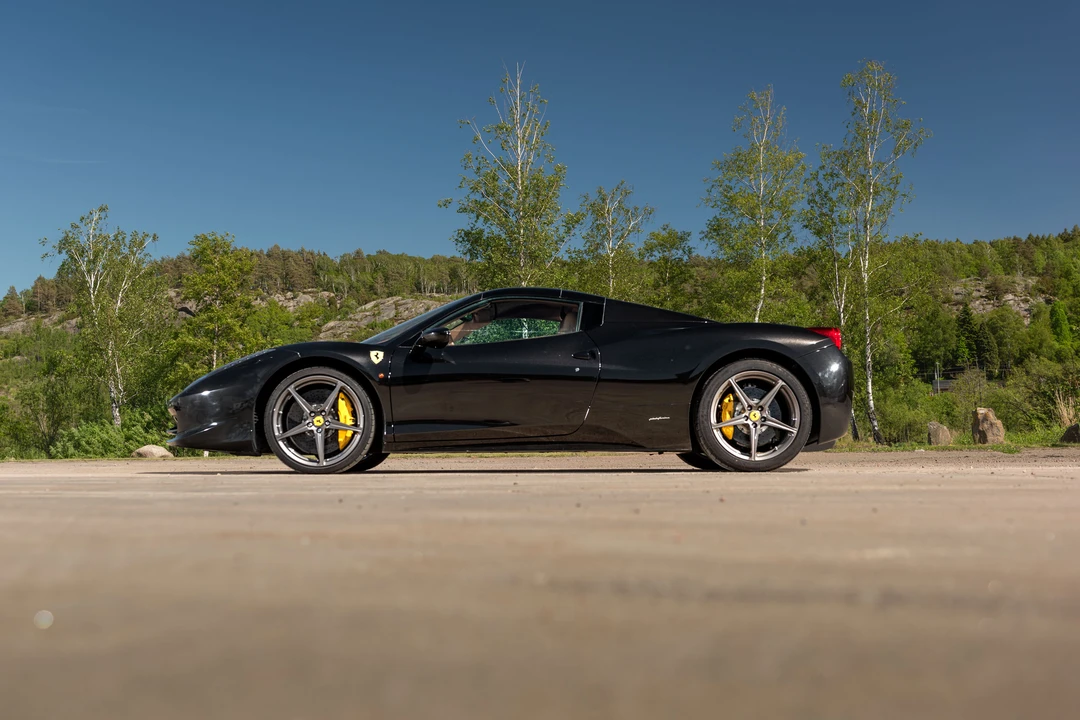 2014 Ferrari 458 Spider - Image 13 of 31
