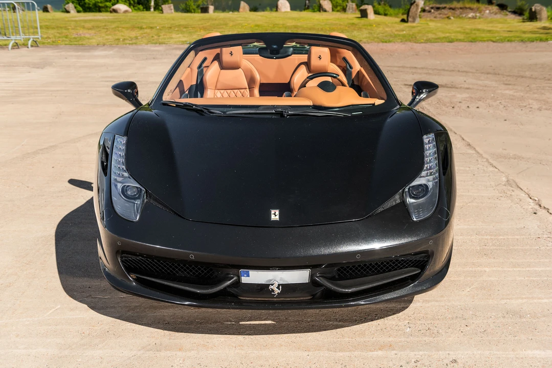 2014 Ferrari 458 Spider - Image 14 of 31