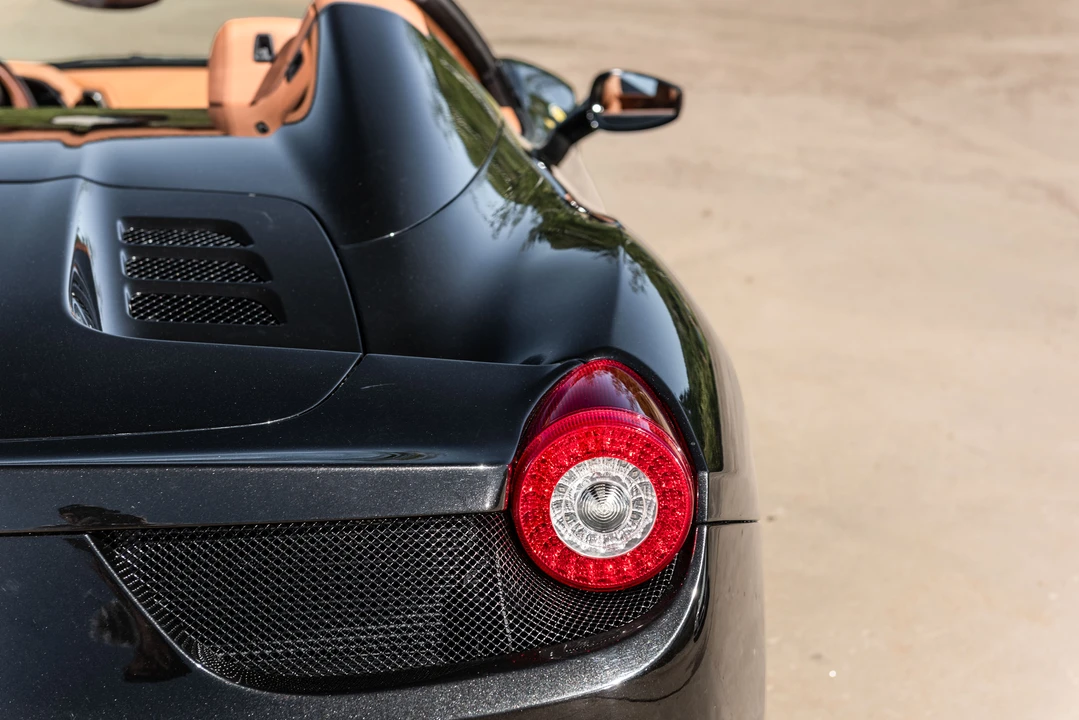 2014 Ferrari 458 Spider - Image 21 of 31