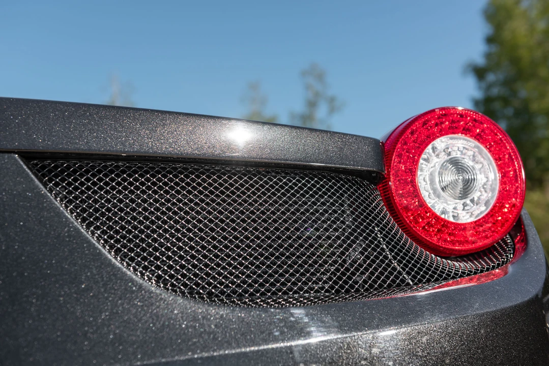 2014 Ferrari 458 Spider - Image 26 of 31