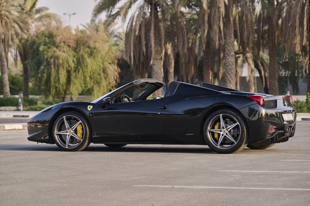 2014 Ferrari 458 Spider - Image 8 of 31