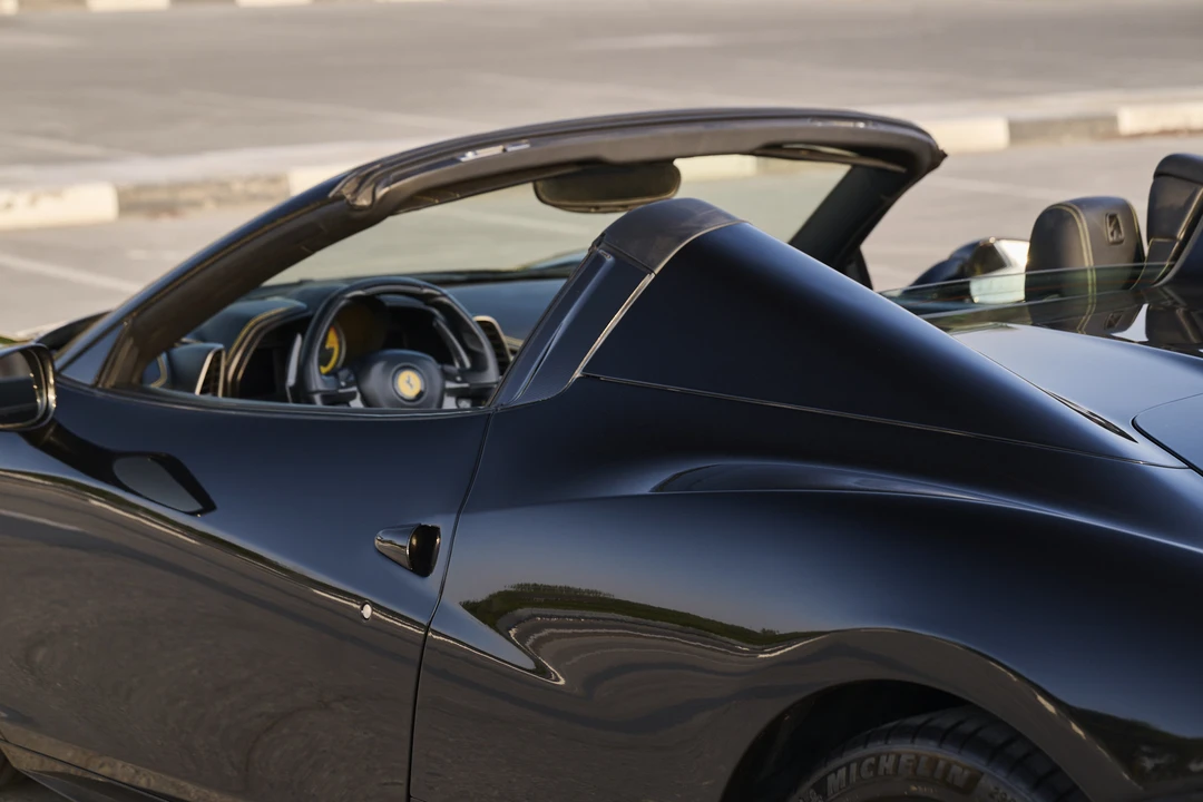 2014 Ferrari 458 Spider - Image 27 of 31