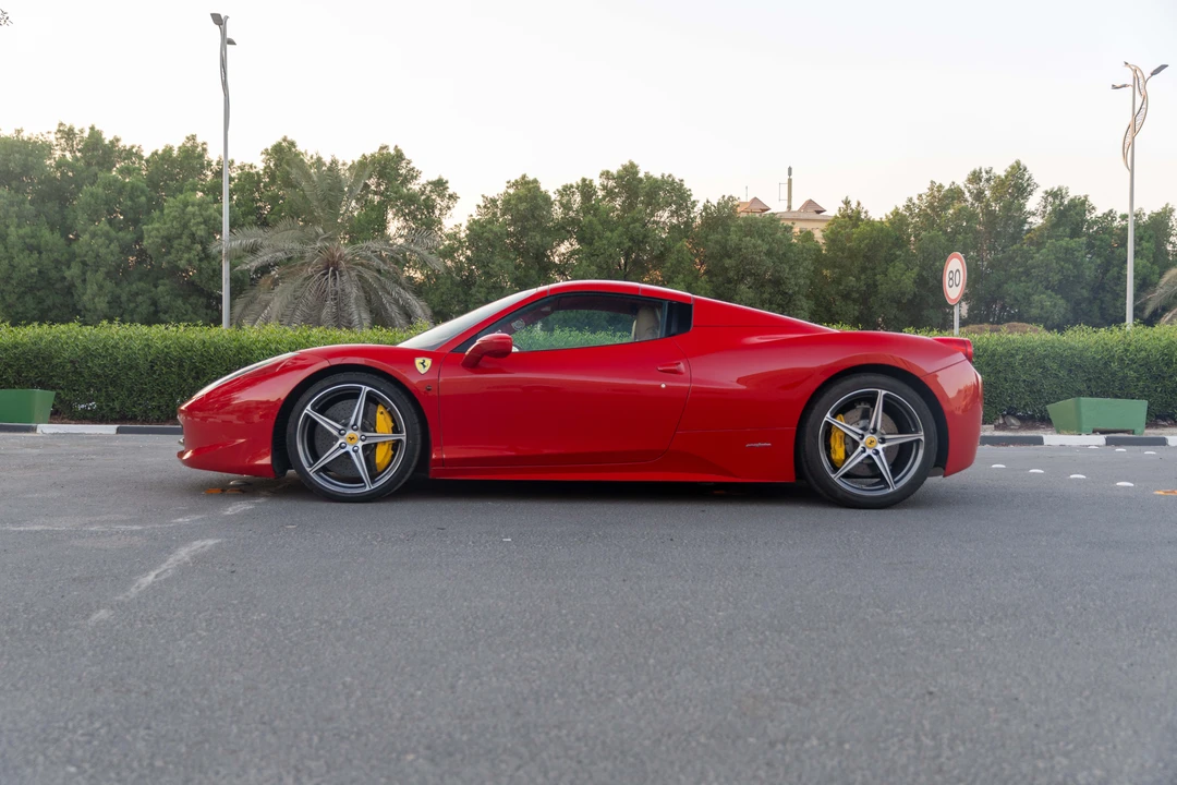 2014 Ferrari 458 Spider - Image 16 of 31