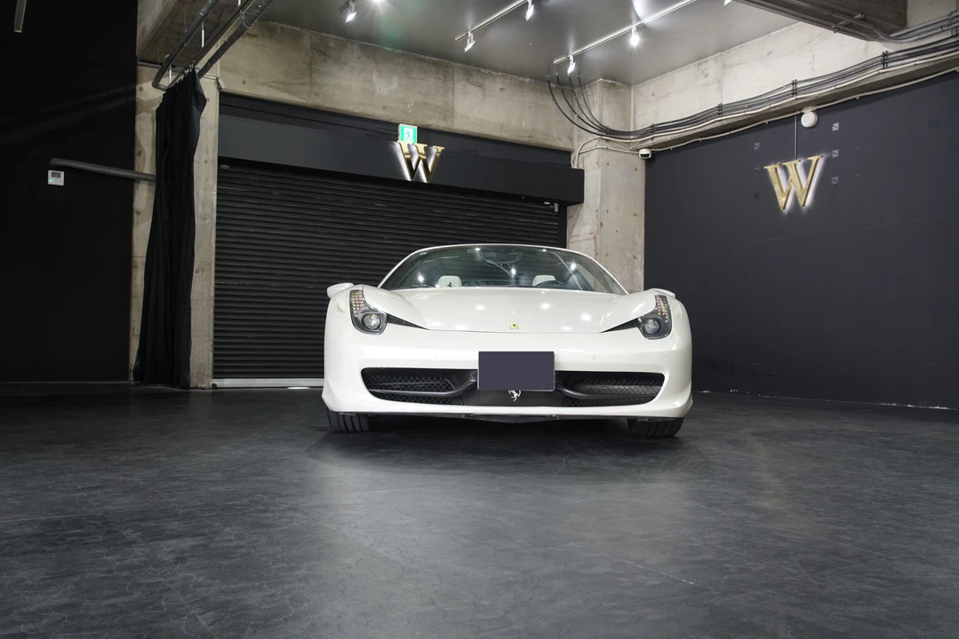 2014 Ferrari 458 Spider - Image 2 of 31