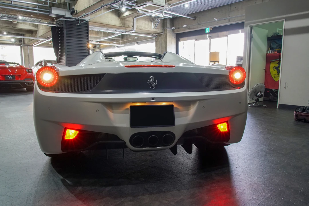 2014 Ferrari 458 Spider - Image 6 of 31