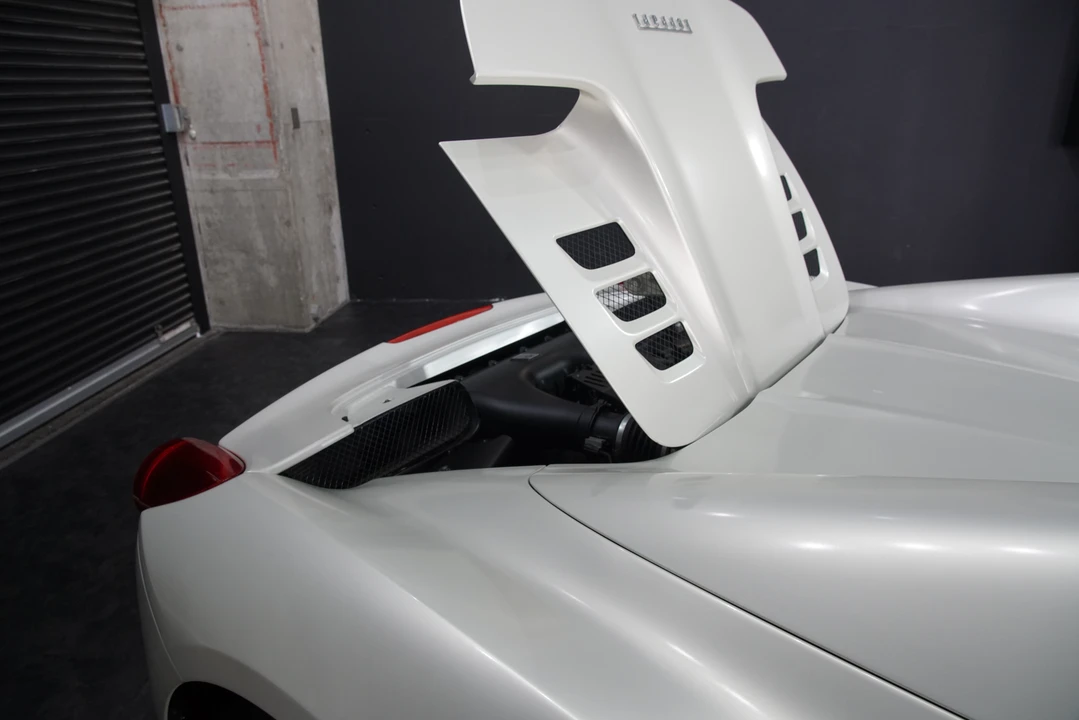 2014 Ferrari 458 Spider - Image 15 of 31