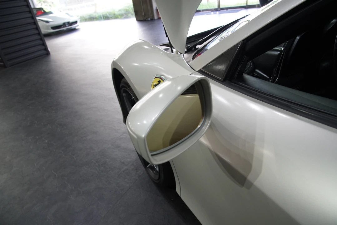 2014 Ferrari 458 Spider - Image 30 of 31