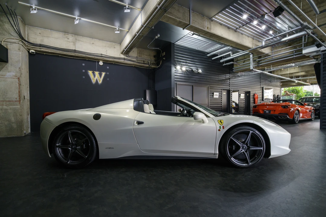 2014 Ferrari 458 Spider - Image 7 of 31