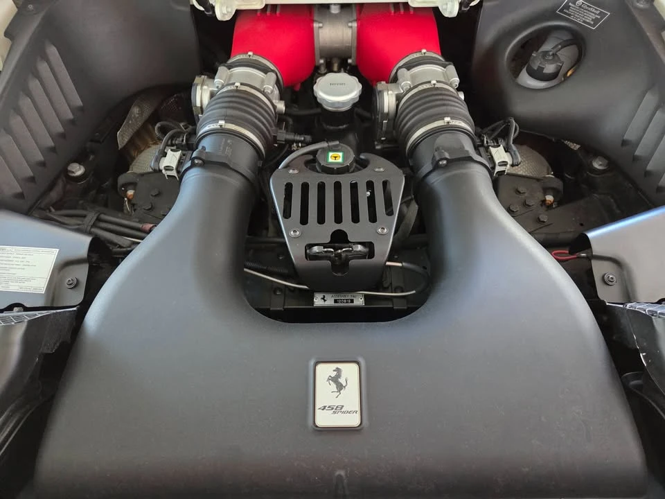 2014 Ferrari 458 Spider - Image 18 of 18