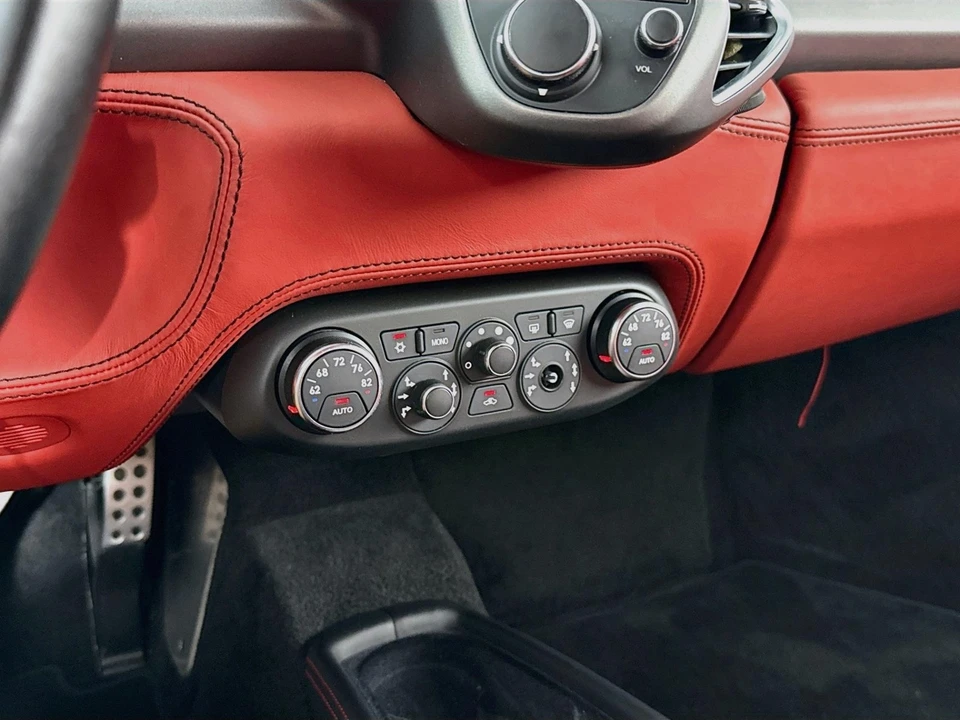 2014 Ferrari 458 - Image 18 of 31