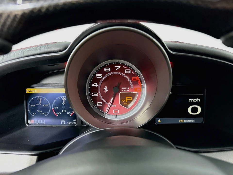 2014 Ferrari 458 - Image 15 of 31