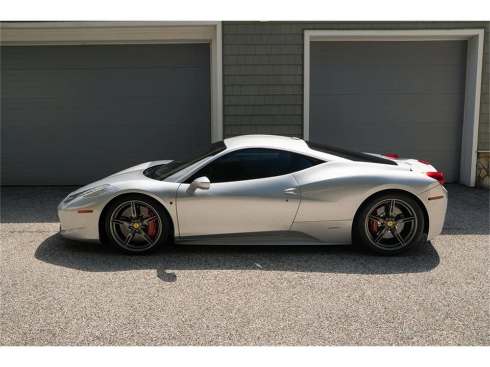 2014 Ferrari 458 - Image 17 of 31