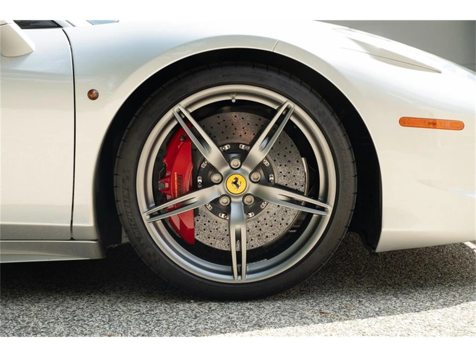 2014 Ferrari 458 - Image 26 of 31