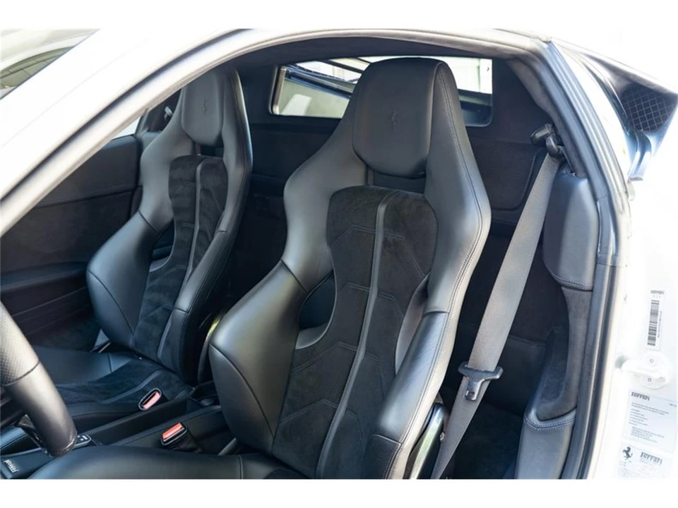 2014 Ferrari 458 - Image 30 of 31