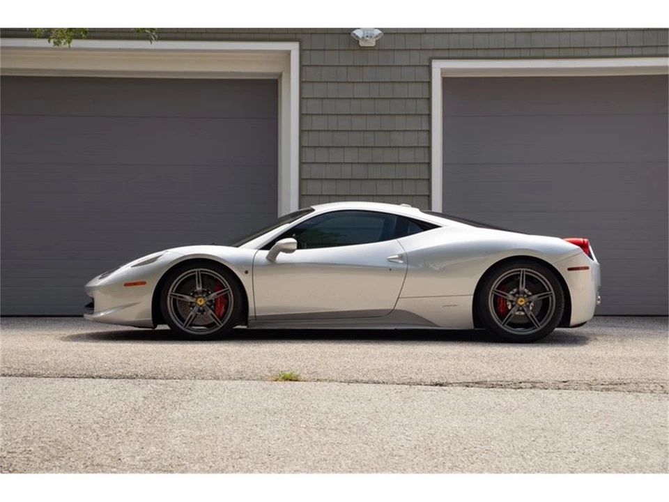 2014 Ferrari 458 - Image 14 of 31